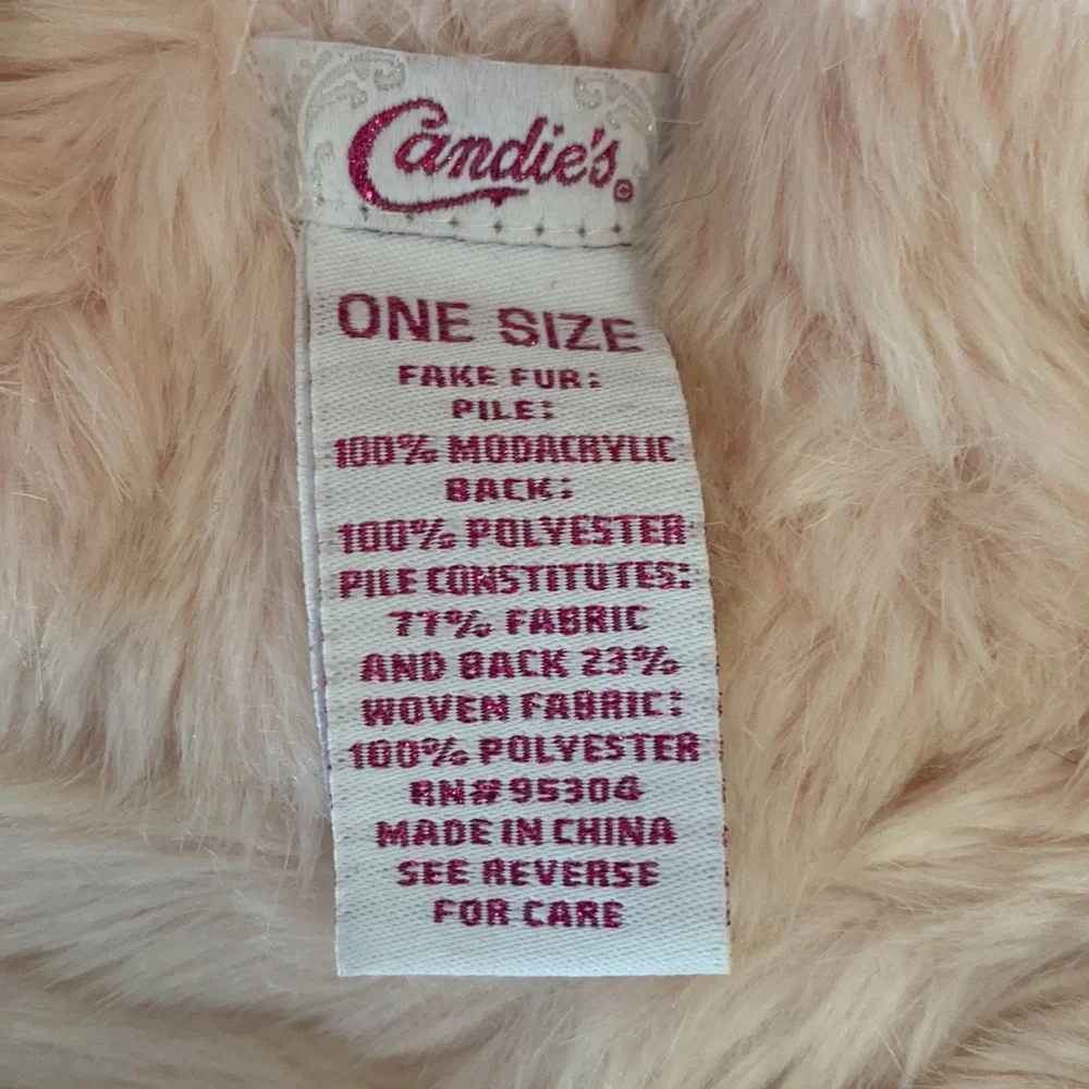 Bundle of 4 Winter Hats - Picture 7 of 12